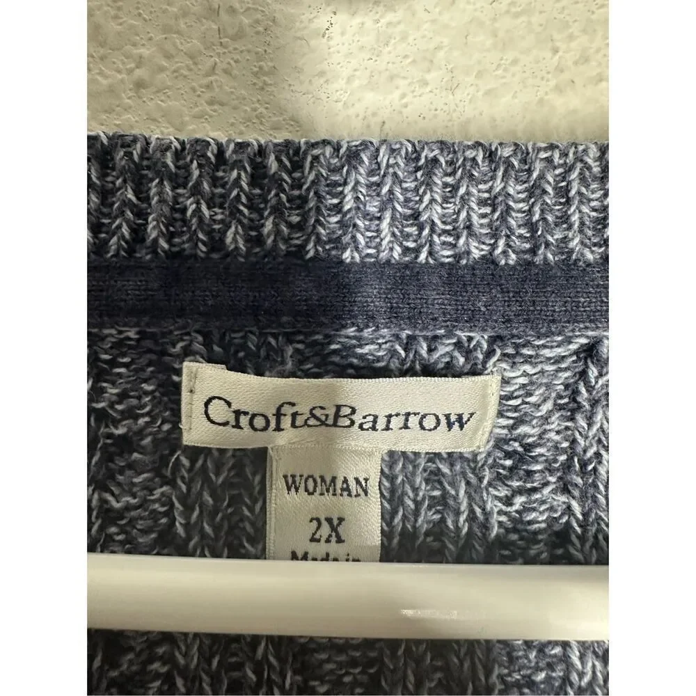croft & barrow Blue V-Neck Cable Knit Sweater - fits more like a 1x
